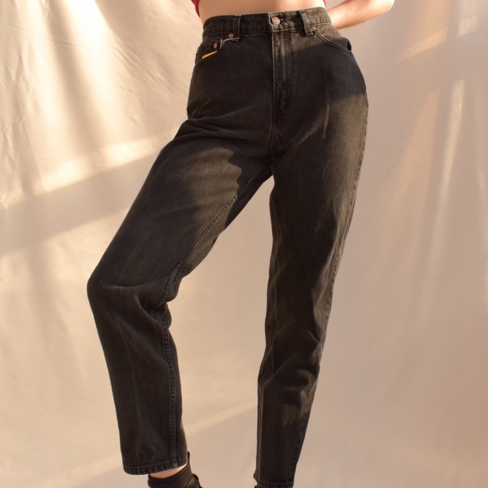 Black Levi Mom Jeans